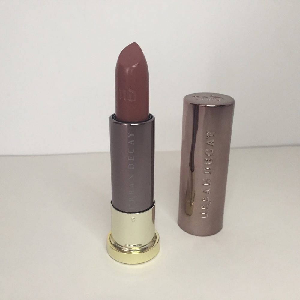 Urban Decay Comfort Matte Lipstick - “1993”